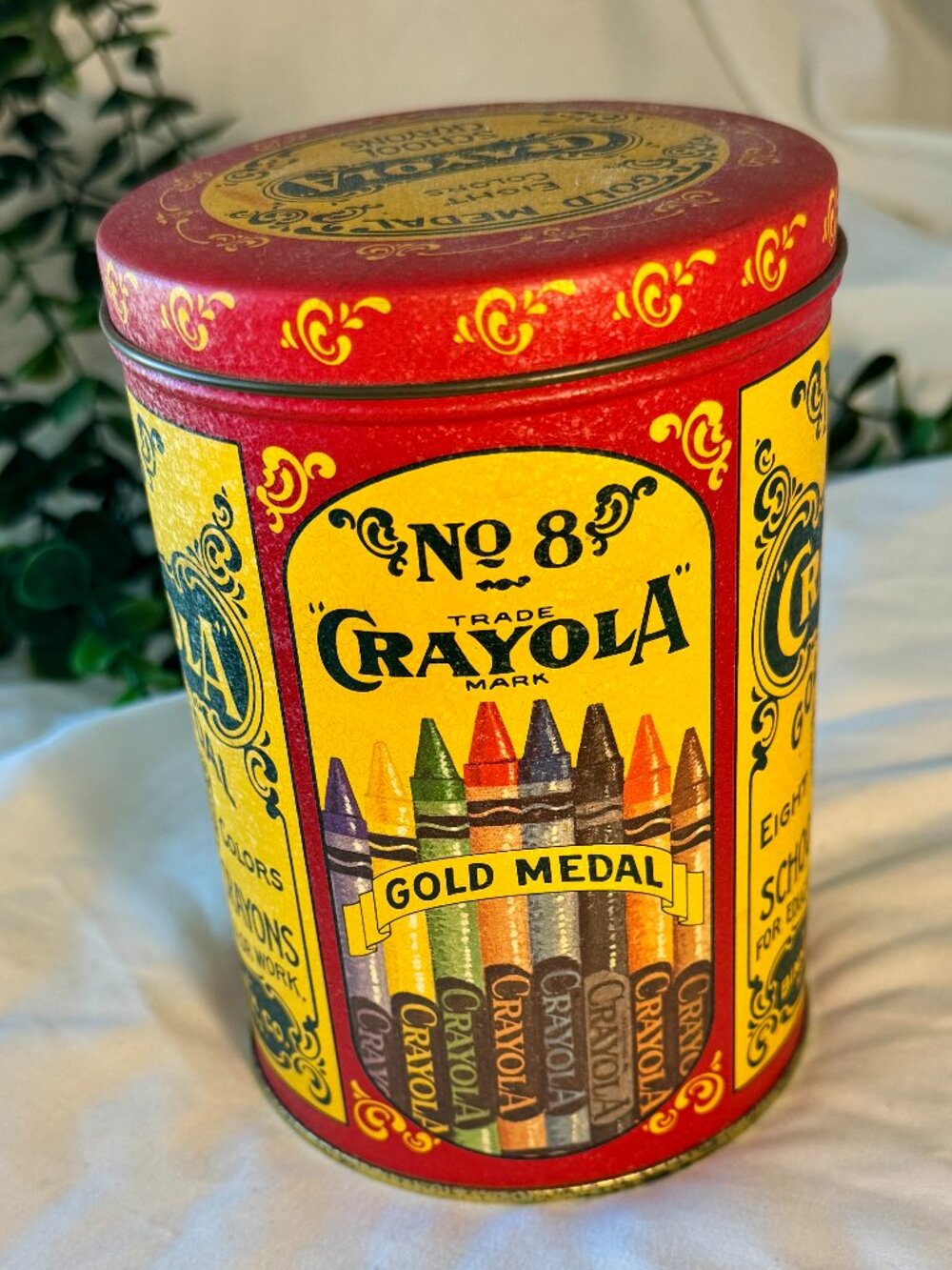 Vintage 1982 Crayola Gold Medal 1903 Design Tin Container